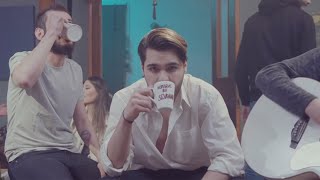 Emir Can İğrek – Gömleğimin Cebi mp3 indir